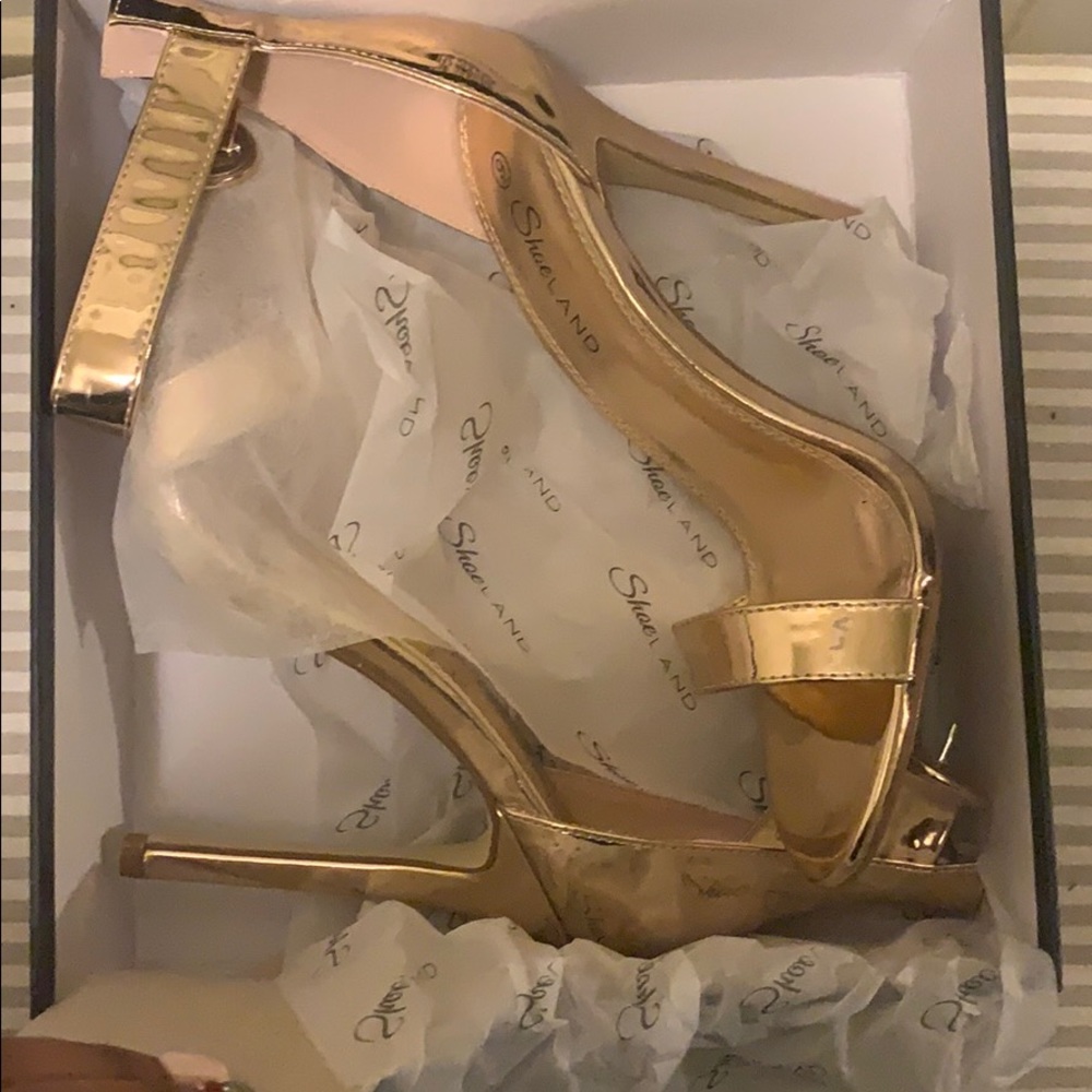 Brand New Rose Gold Heels